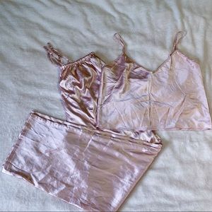 Silk like Victoria’s Secret Pajama Set